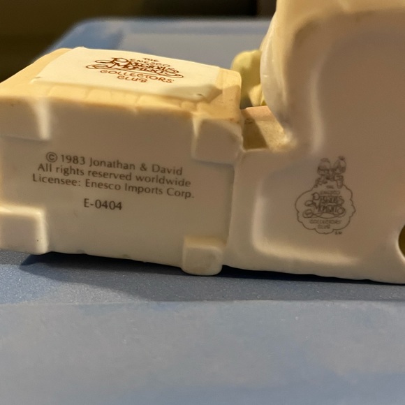 Precious Moments figurine Join in on the Blessings - Picture 2 of 2